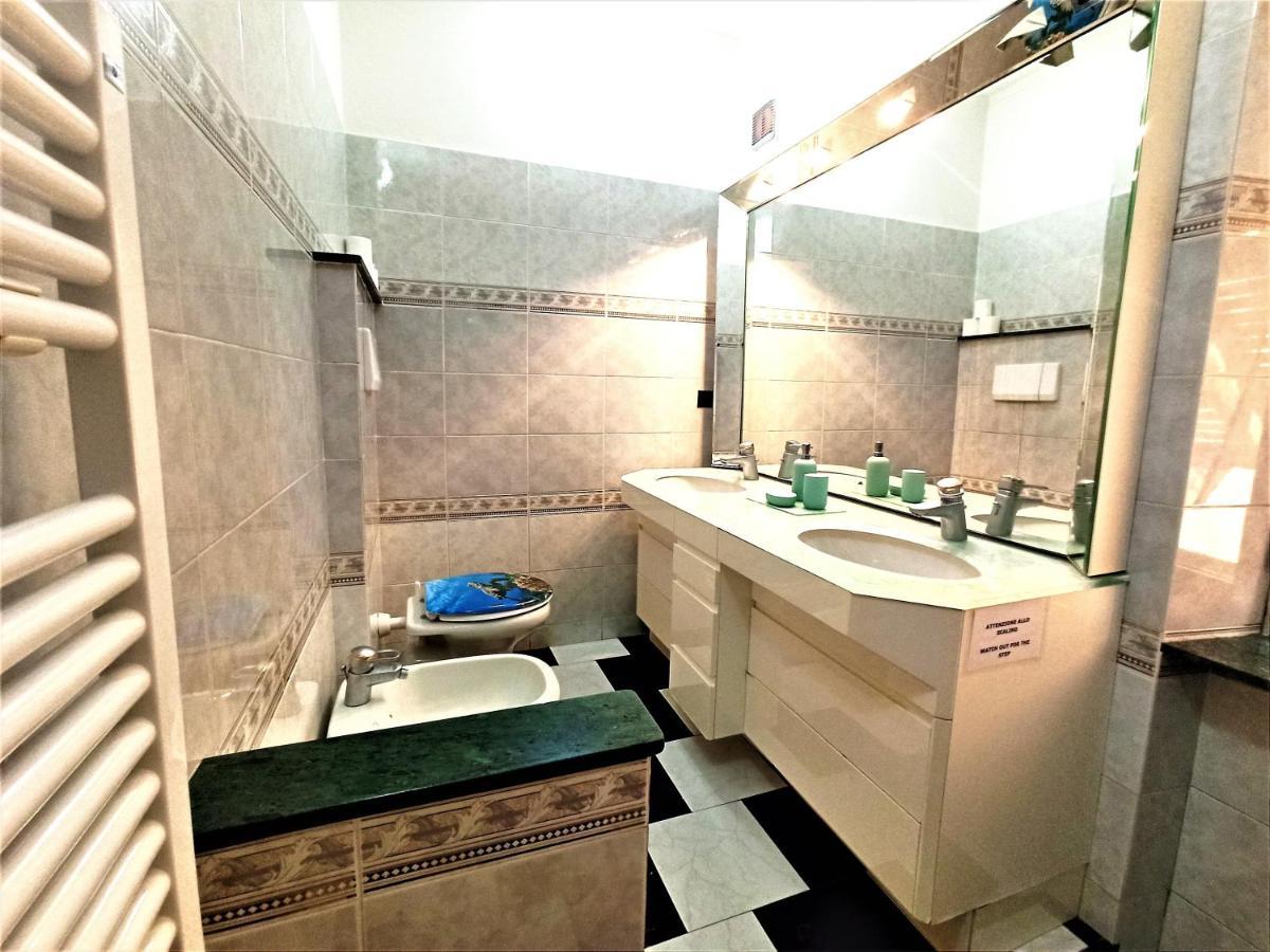 Casa Vacanza Laura Genoa Ngoại thất bức ảnh